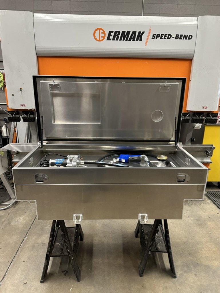 Boxes & Fuel Transfer Tanks - GM SHORTBOX TANK-BOX COMBO — DSW